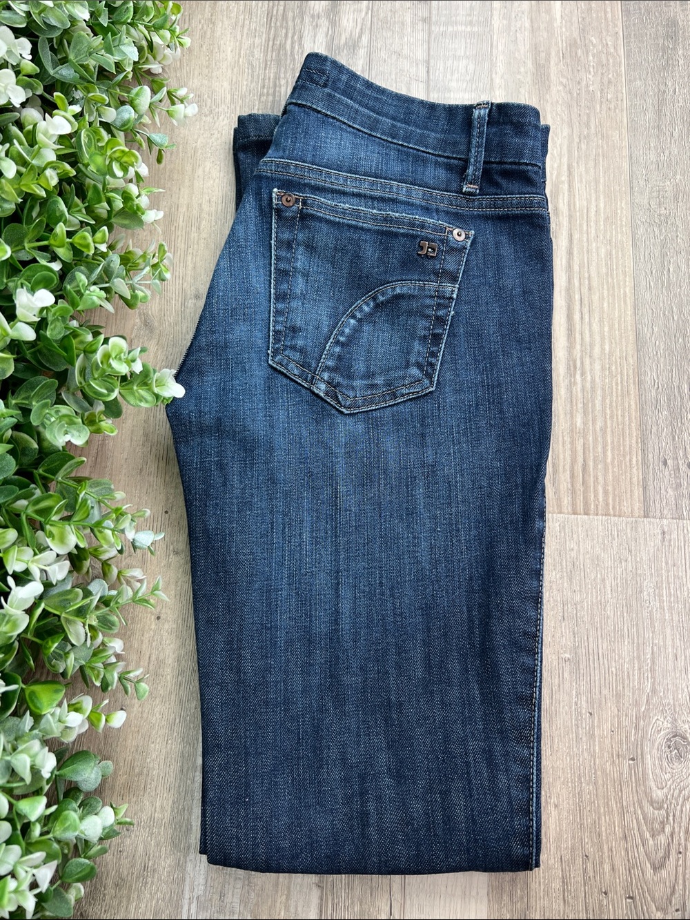 Joe’s Jeans Rocker Bootcut Dark Wash Denim Jeans 27
